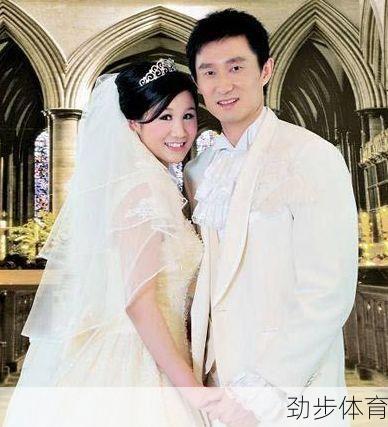 杜锋老婆图片大全(杜锋老婆江涛个人资料简介)