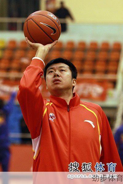 王治郅nba生涯集锦(王治郅nba表现)